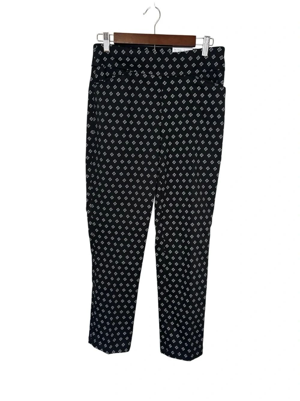 Croft and Barrow Black and White Pants. Size 4 Short. NEW with Tags!